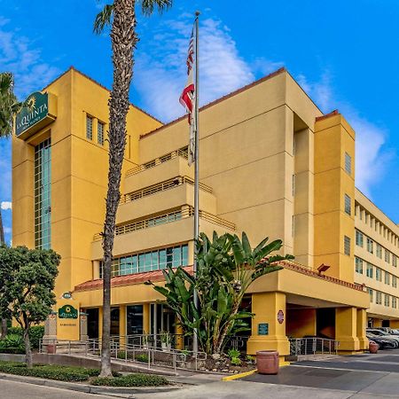 La Quinta By Wyndham Anaheim Hotel Exterior foto