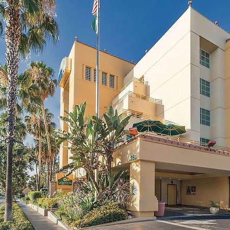 La Quinta By Wyndham Anaheim Hotel Exterior foto